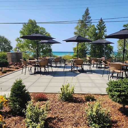 The Sands Hotel Sauble Beach Buitenkant foto