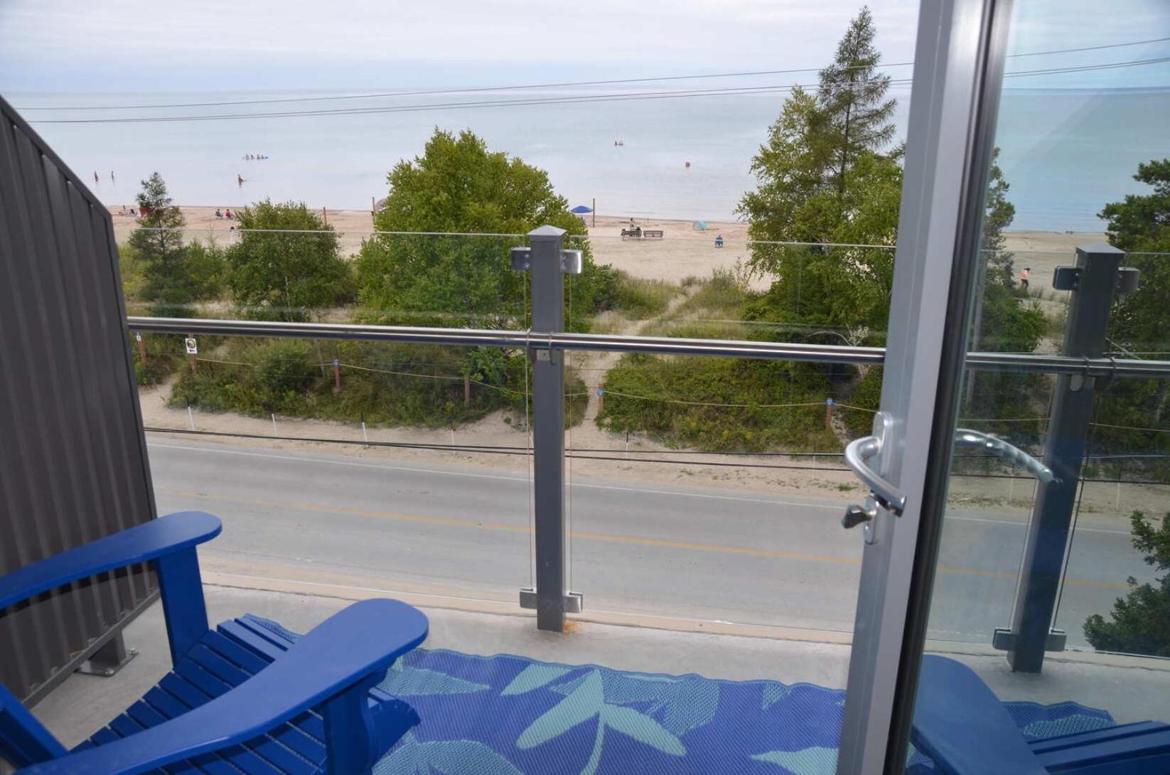 The Sands Hotel Sauble Beach Buitenkant foto